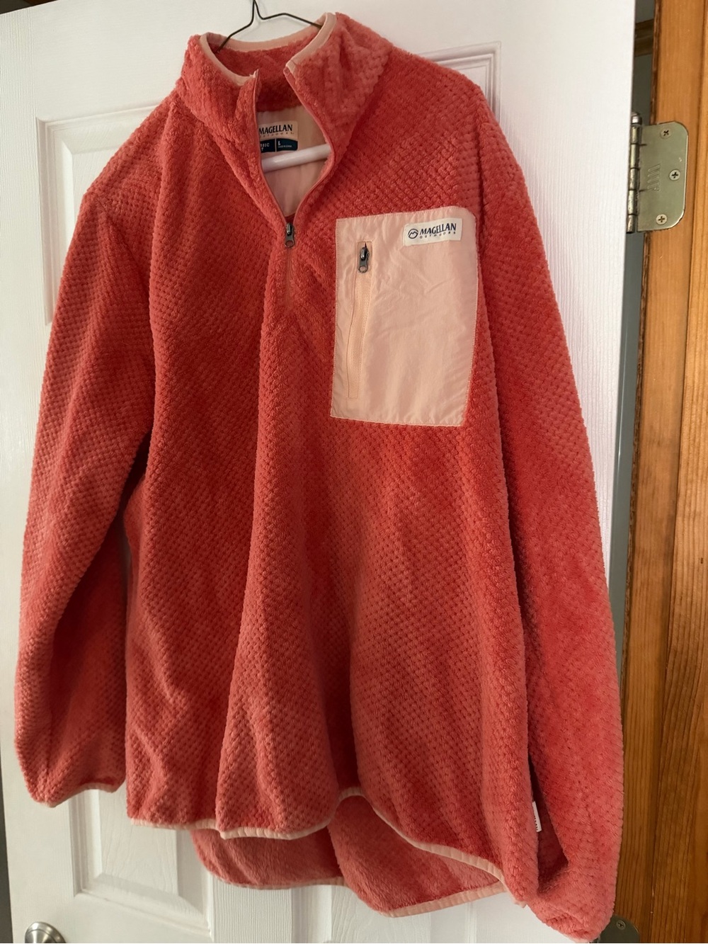 Magellan Woman’s Coral Pink Fleece Pullover